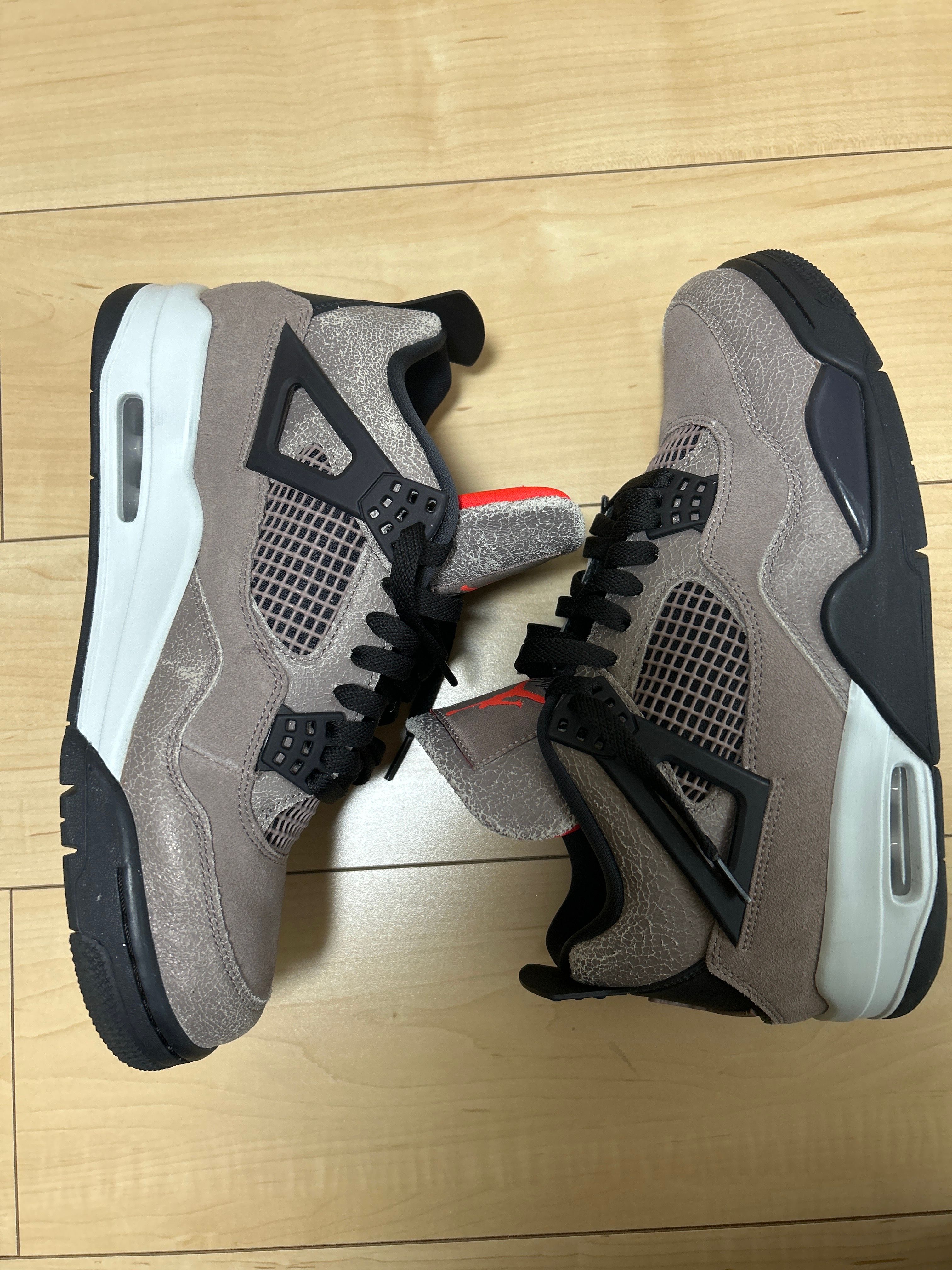 Nike Air Jordan 4 "Taupe Haze"   