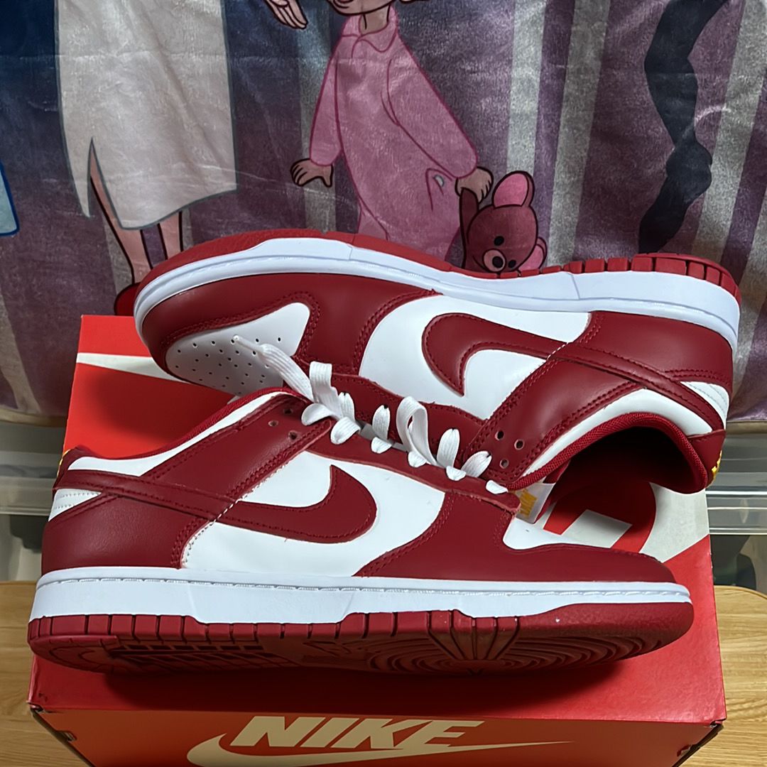 Nike Dunk Low "Gym Red"