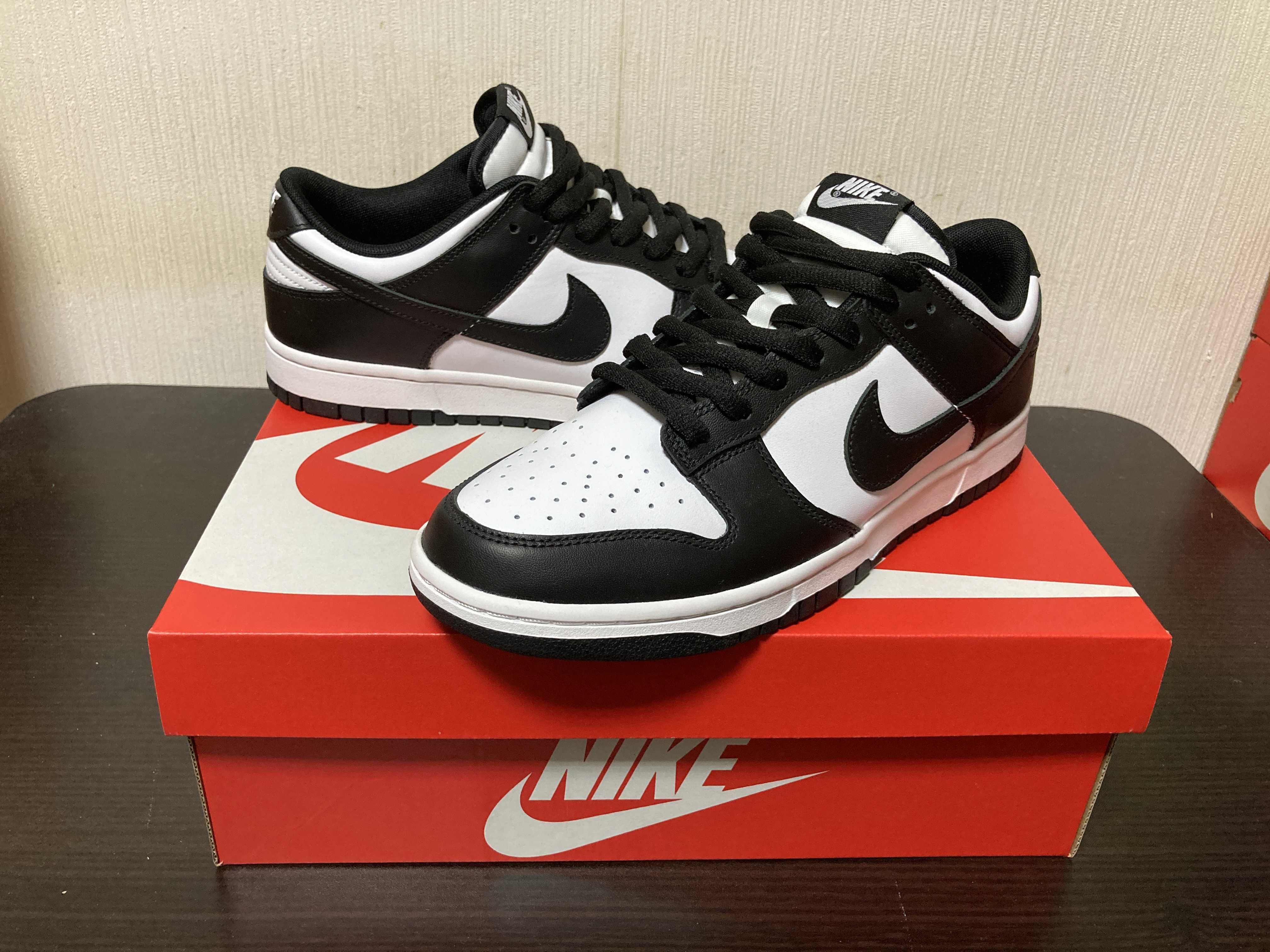 Nike Dunk Low Retro "Panda/White/Black"