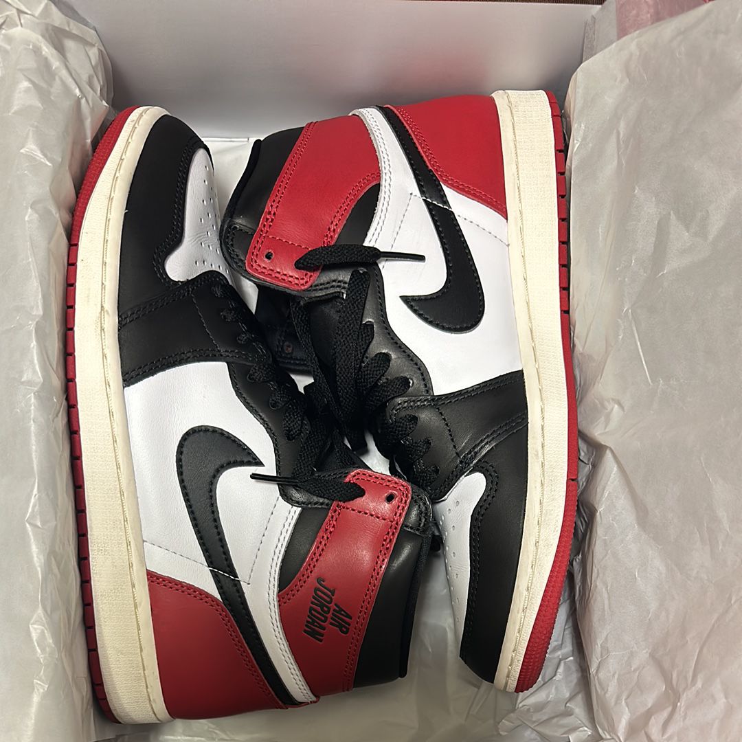 Nike Air Jordan 1 Retro High OG "Black Toe Reimagined"