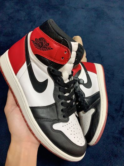 Nike Air Jordan 1 Retro High OG "Black Toe"(2016)