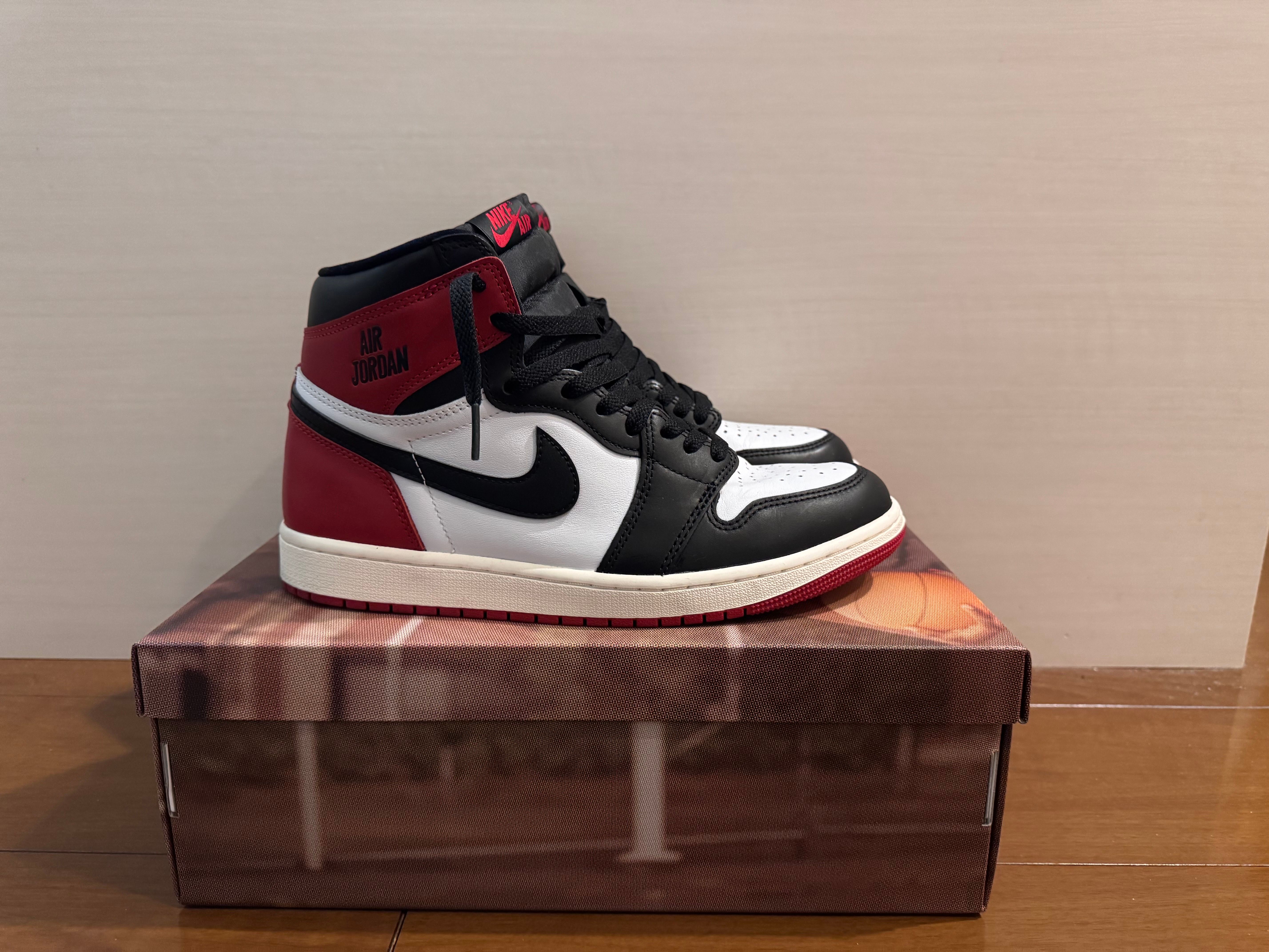 Nike Air Jordan 1 Retro High OG "Black Toe Reimagined"