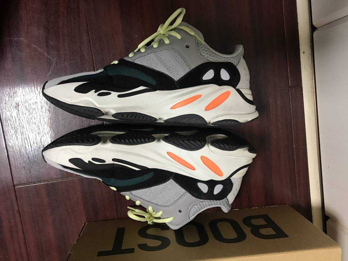 adidas YEEZY Boost 700 "Wave Runner"