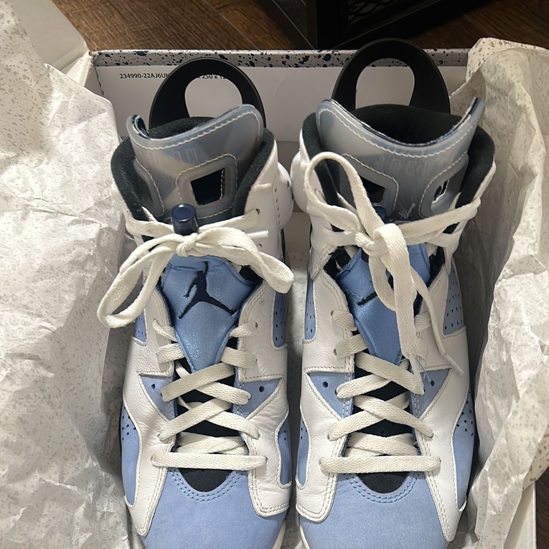 Nike Air Jordan 6 "UNC"
