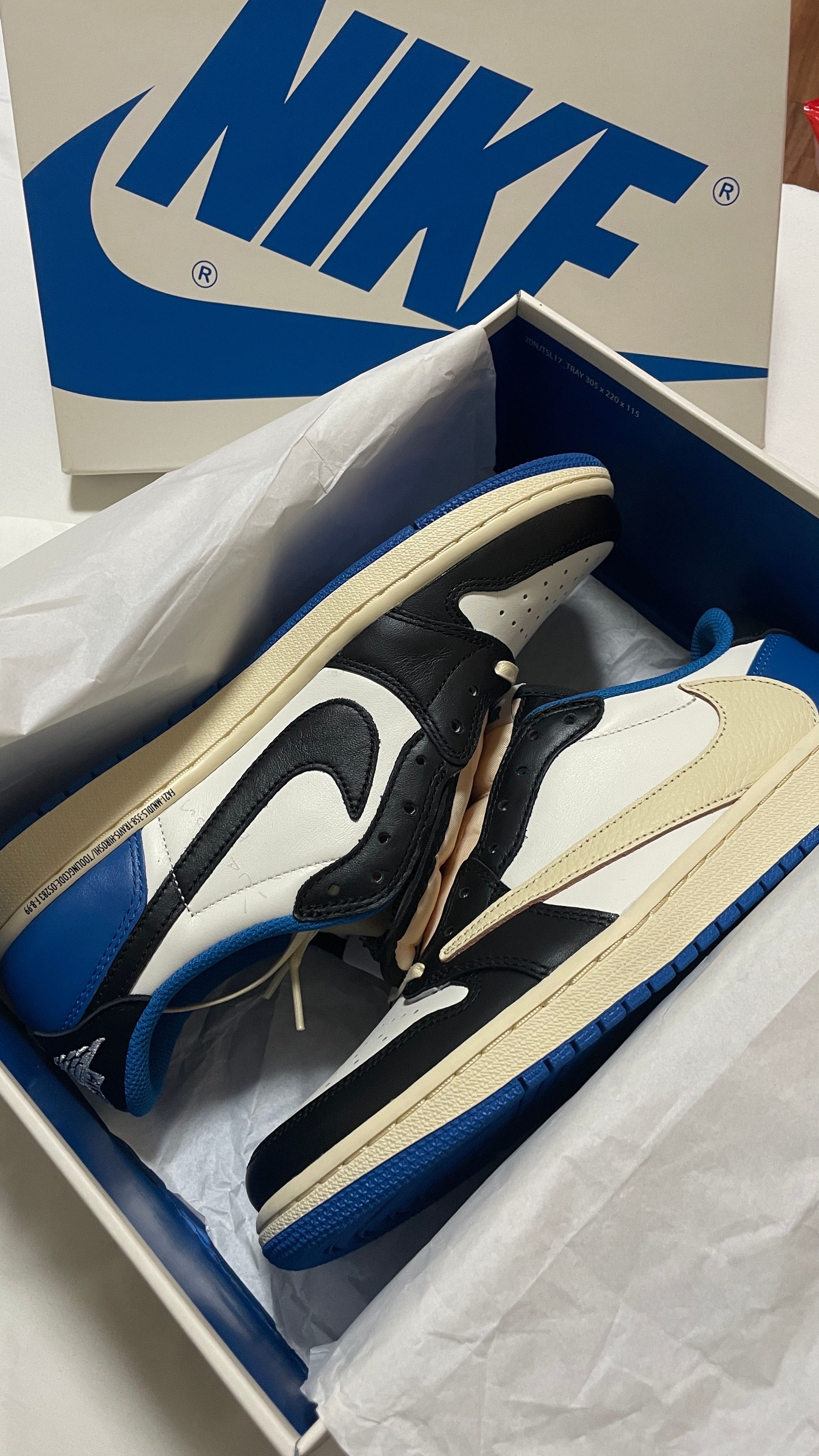 Travis Scott × fragment design × Nike Air Jordan 1 Low OG SP "Military Blue"