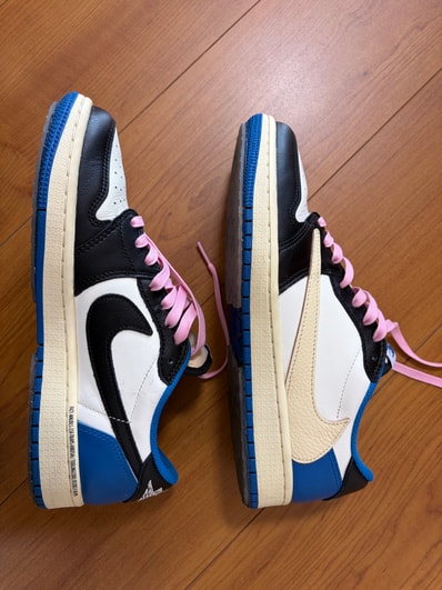 Travis Scott × fragment design × Nike Air Jordan 1 Low OG SP "Military Blue"