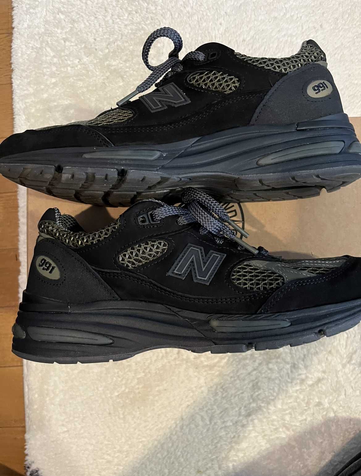 Stone Island × New Balance 991V2 "Black"