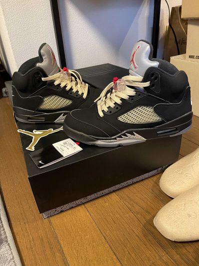 Nike Air Jordan 5 Retro OG "Black/Fire Red/Metallic Silver/White" (2016)