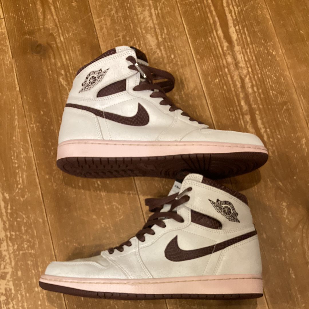 A Ma Maniere × Nike Air Jordan 1 Retro High OG "Sail and Burgundy"