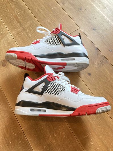 Nike Air Jordan 4 Retro OG "Fire Red" (2020)