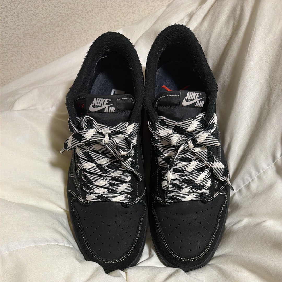 Travis Scott × Nike Air Jordan 1 Low OG SP "Black Phantom"