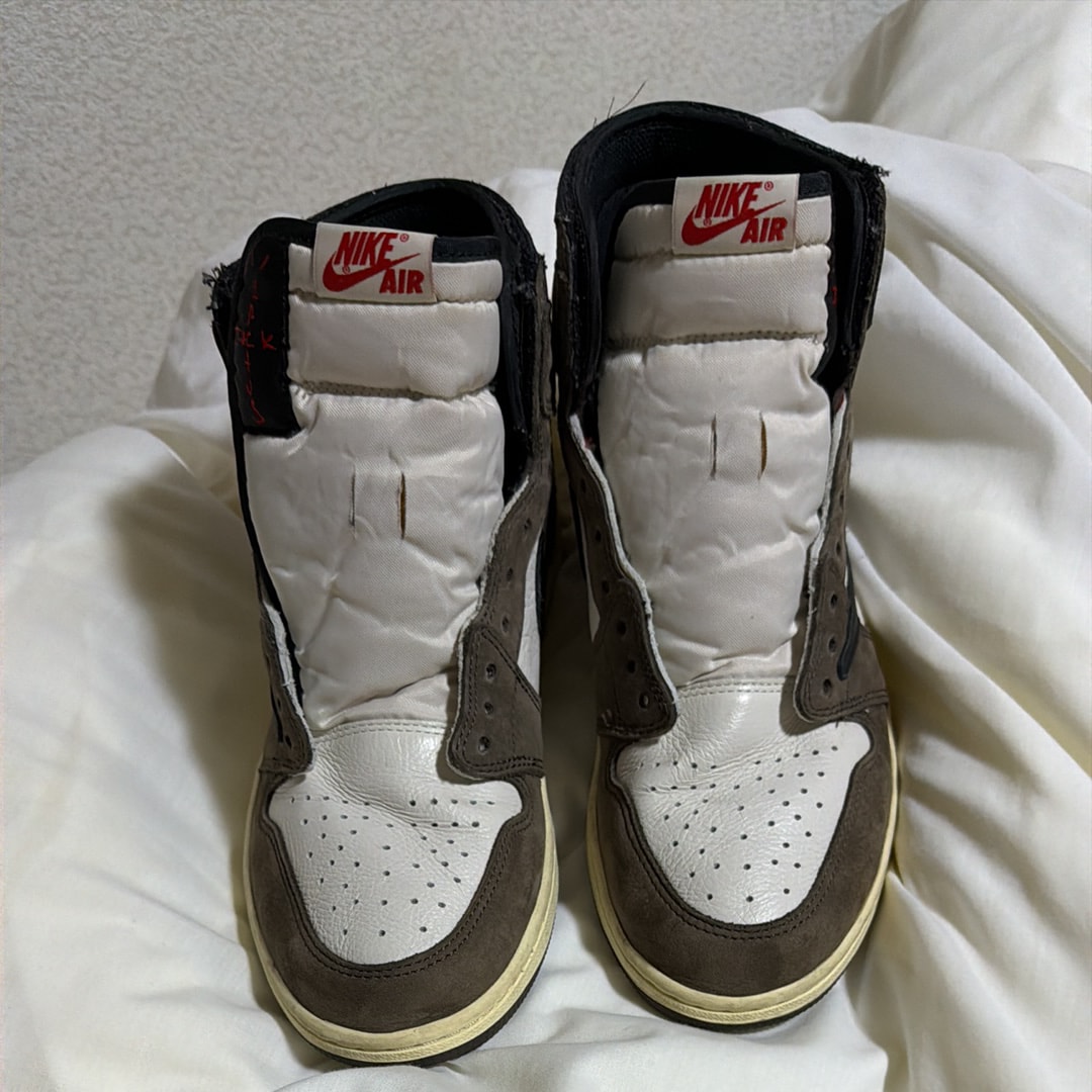 Travis Scott × Nike Air Jordan 1 Retro High OG TS SP "Sail/Dark Mocha"