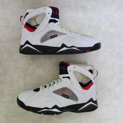 PSG × NIKE AIR JORDAN 7 RETRO "White"