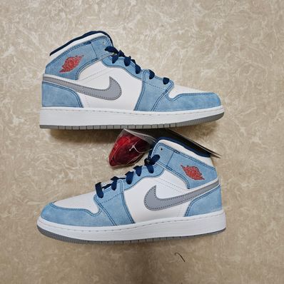 Nike GS Air Jordan 1 Mid "White/University Blue/Grey"