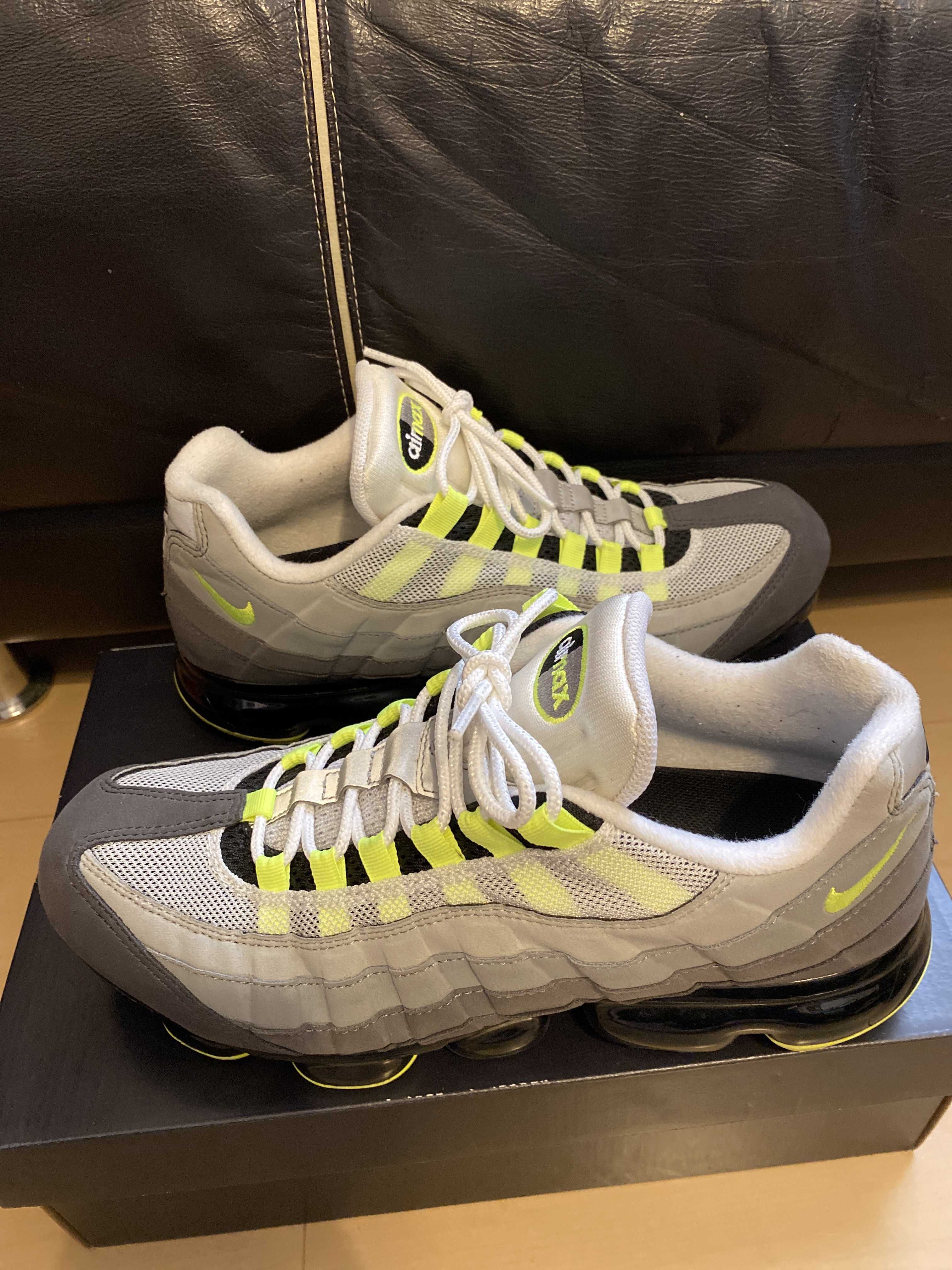 Nike Air Vapormax 95 "Neon"
