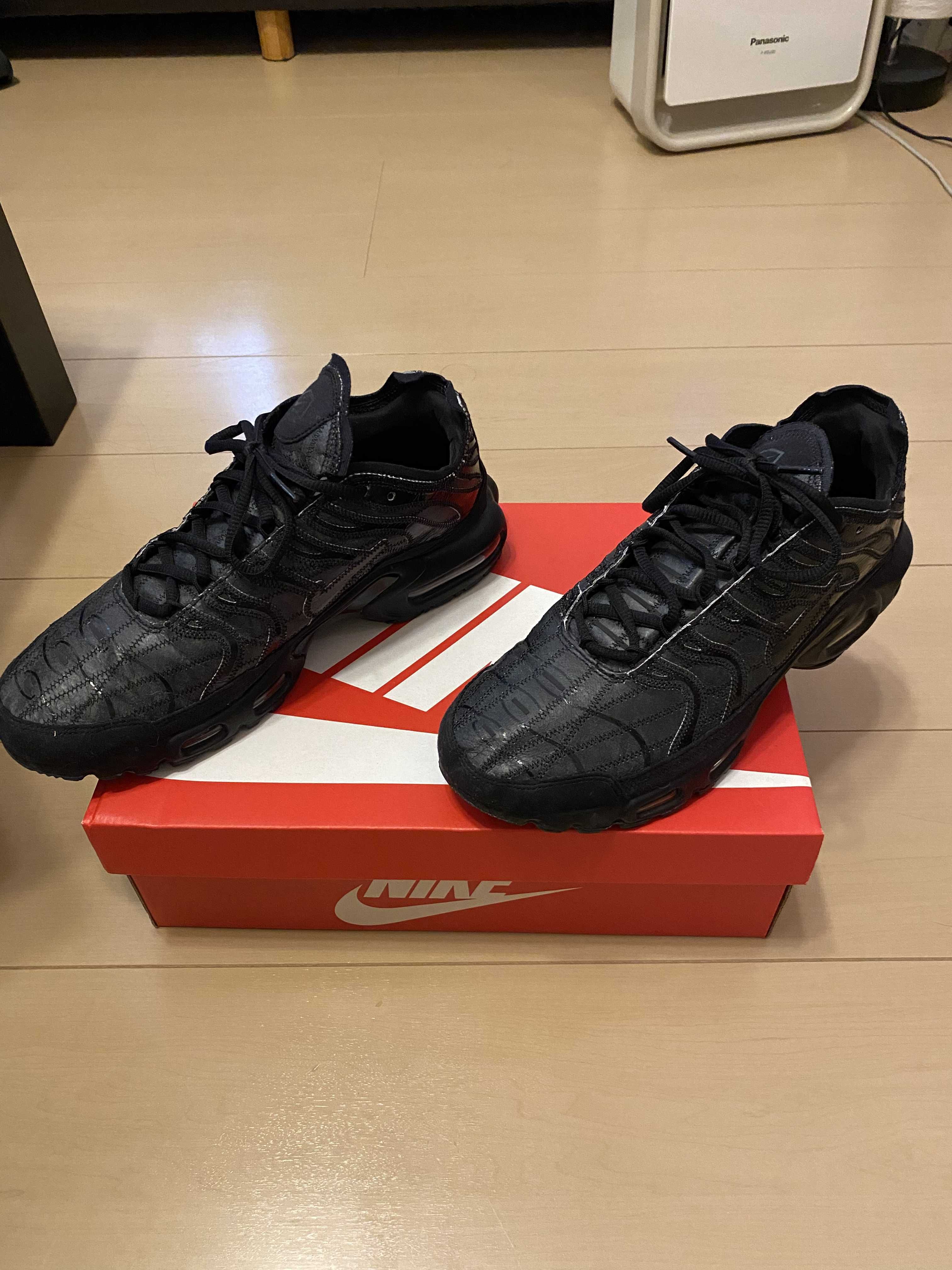 Nike Air Max Plus "Decon Black"