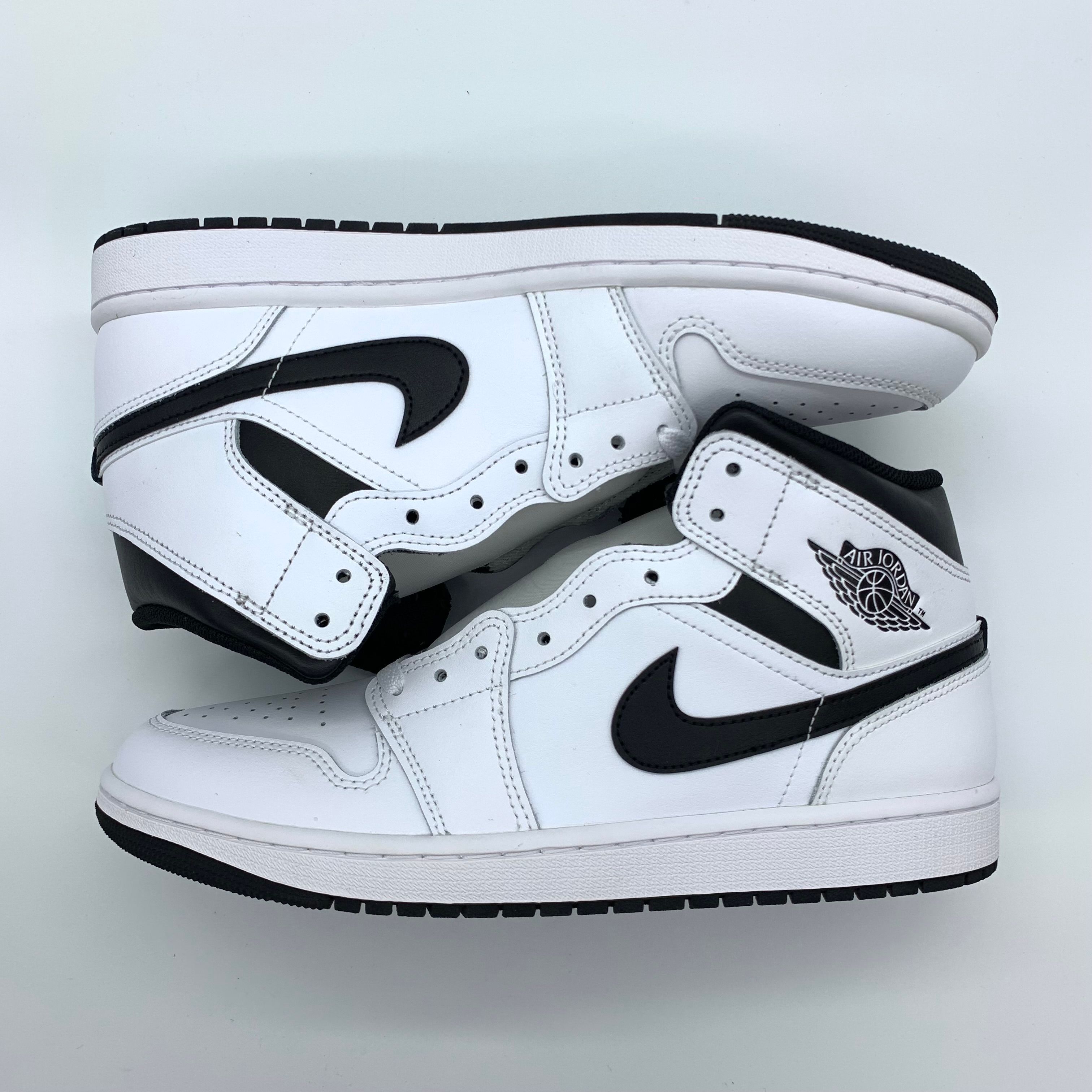 Nike Air Jordan 1 Mid "White/Black"