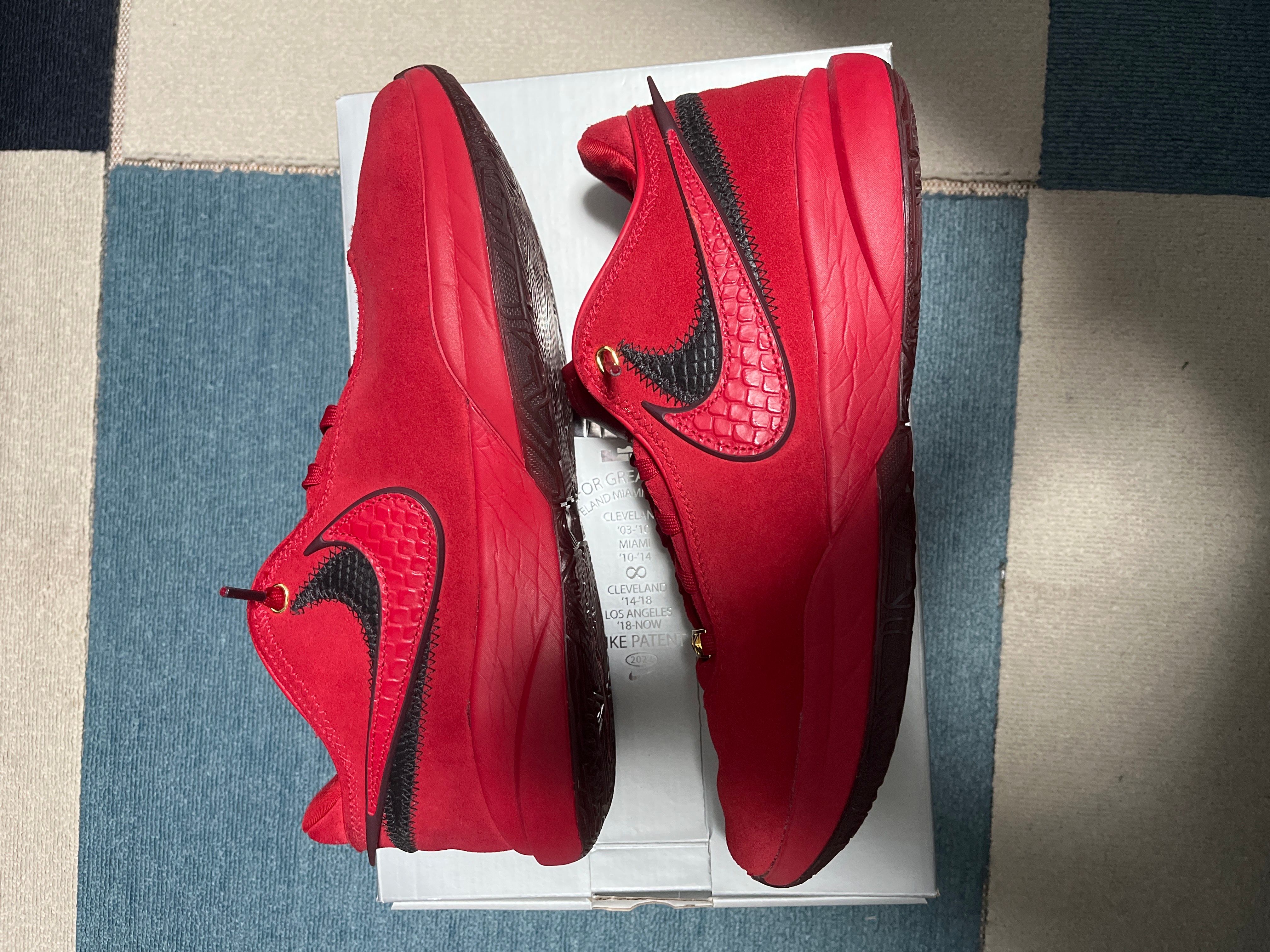 Nike LeBron 20 "Liverpool"