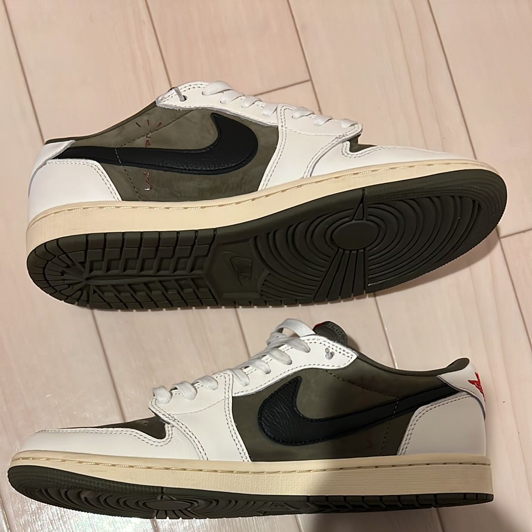 Travis Scott × Nike Air Jordan 1 Low OG SP "Reverse Olive"