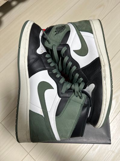 Nike Air Jordan 1 Retro High "Clay Green"