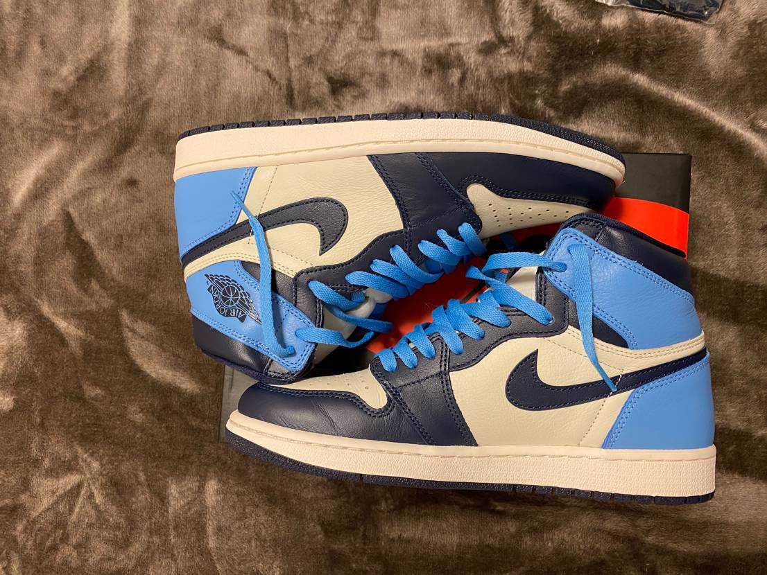 Nike Air Jordan 1 Retro High OG "Obsidian/University Blue"
