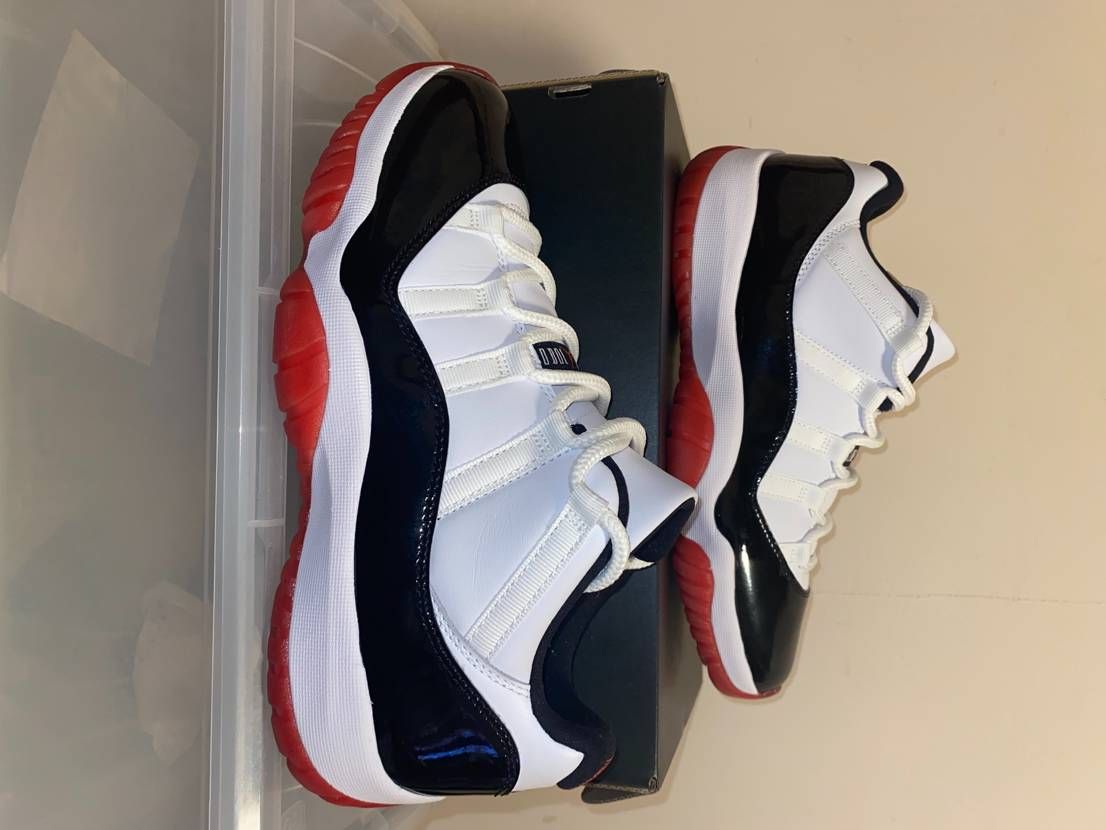 Nike Air Jordan 11 Low "Gym Red"