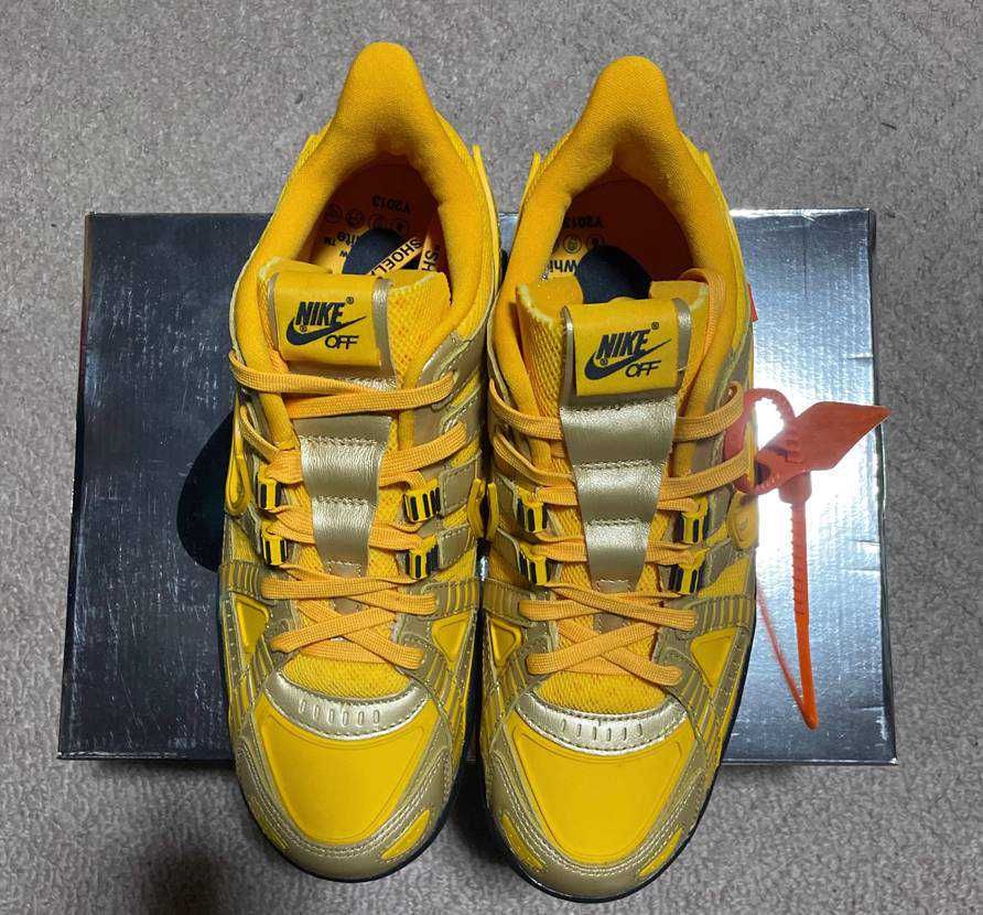 Off-White × Nike Air Rubber Dunk "University Gold"