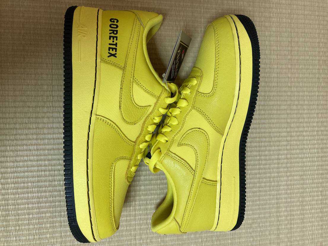 Nike Air Force 1 Low Gore-Tex "Dynamic Yellow"