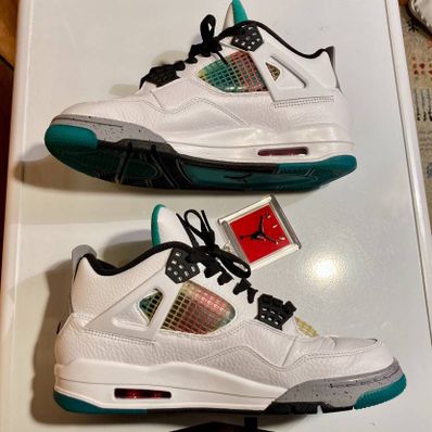 NIKE Women's AIR JORDAN 4 "LUCID GREEN"