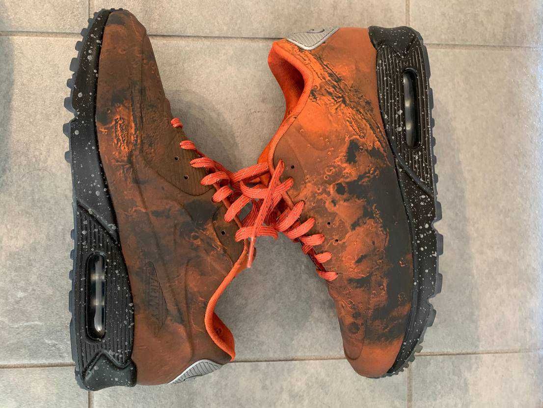 NIKE AIR MAX 90 QS "MARS LANDING"