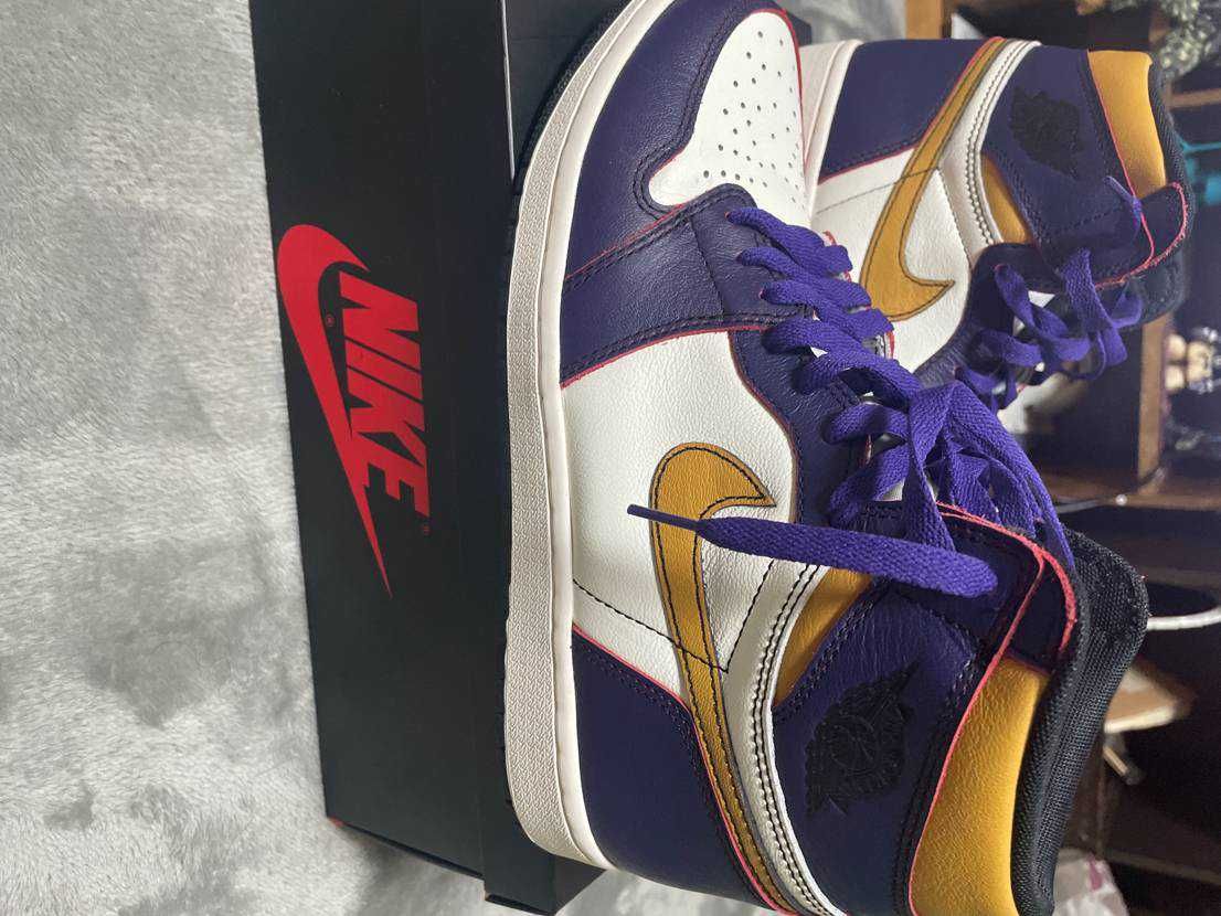 Nike SB × Air Jordan 1 Retro High "La To Chicago"  