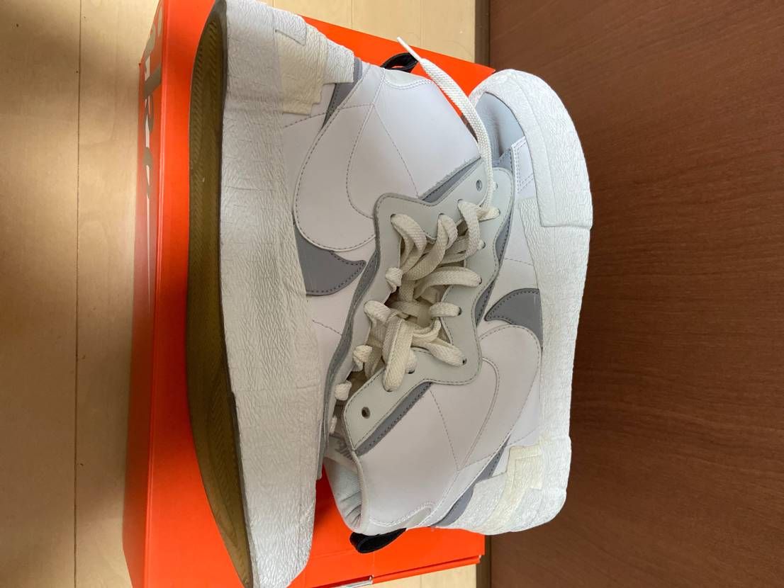 sacai × NIKE BLAZER MID "WHITE/WOLF GREY"