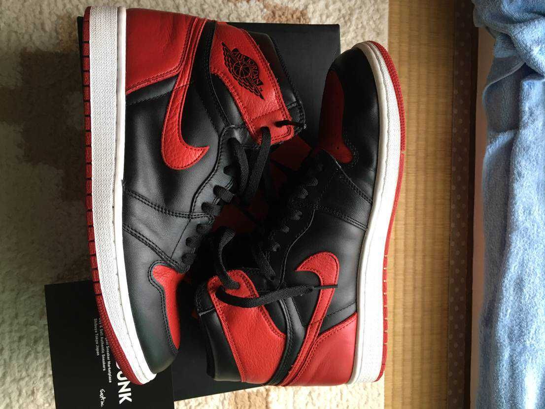 Nike Air Jordan 1 Retro High OG "Bred/Banned" (2016)