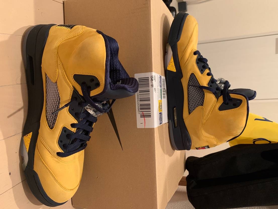NIKE AIR JORDAN 5 "MICHIGAN"