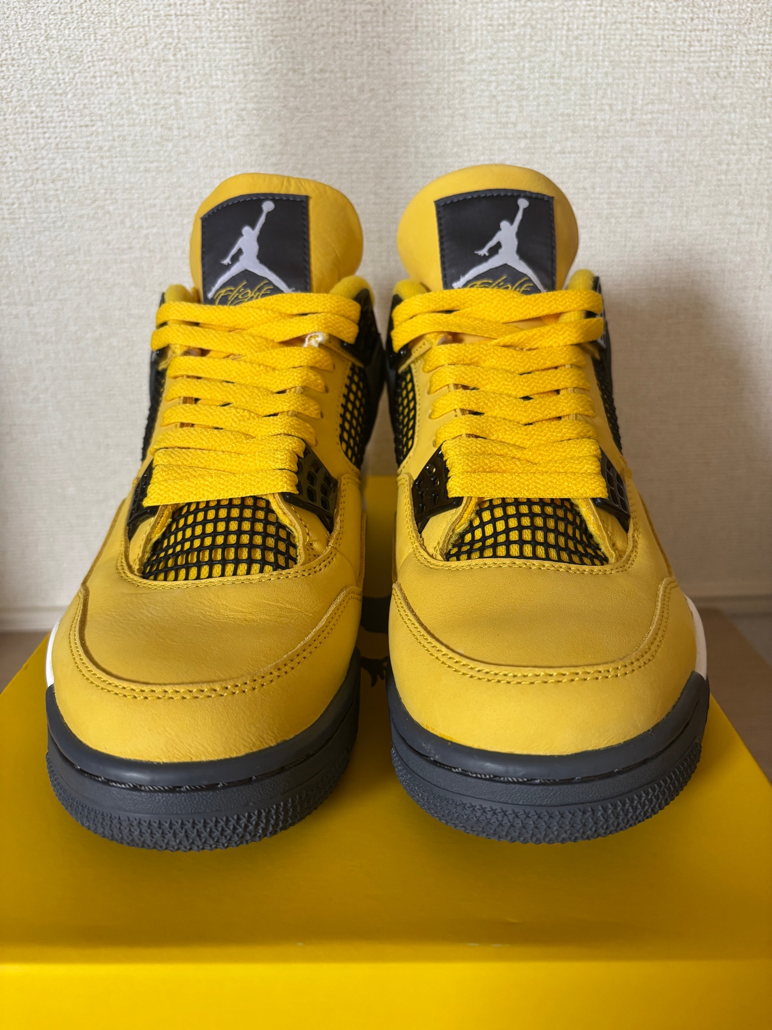 Nike Air Jordan 4 "Tour Yellow"