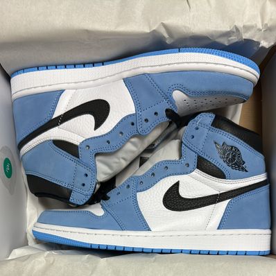 Nike Air Jordan 1 High OG "University Blue"