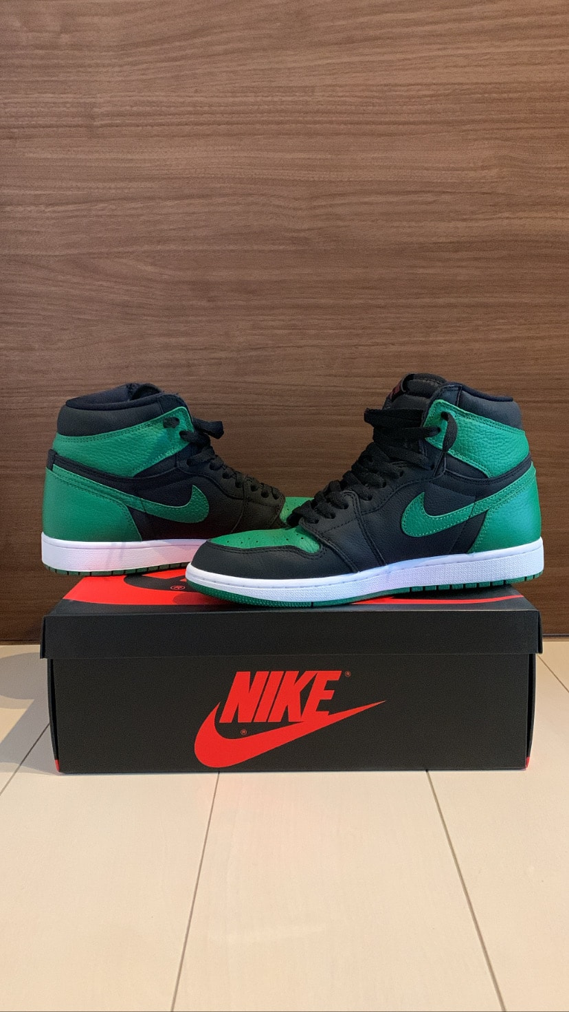 Nike Air Jordan 1 Retro High OG "Black/Pine Green" (2020)      