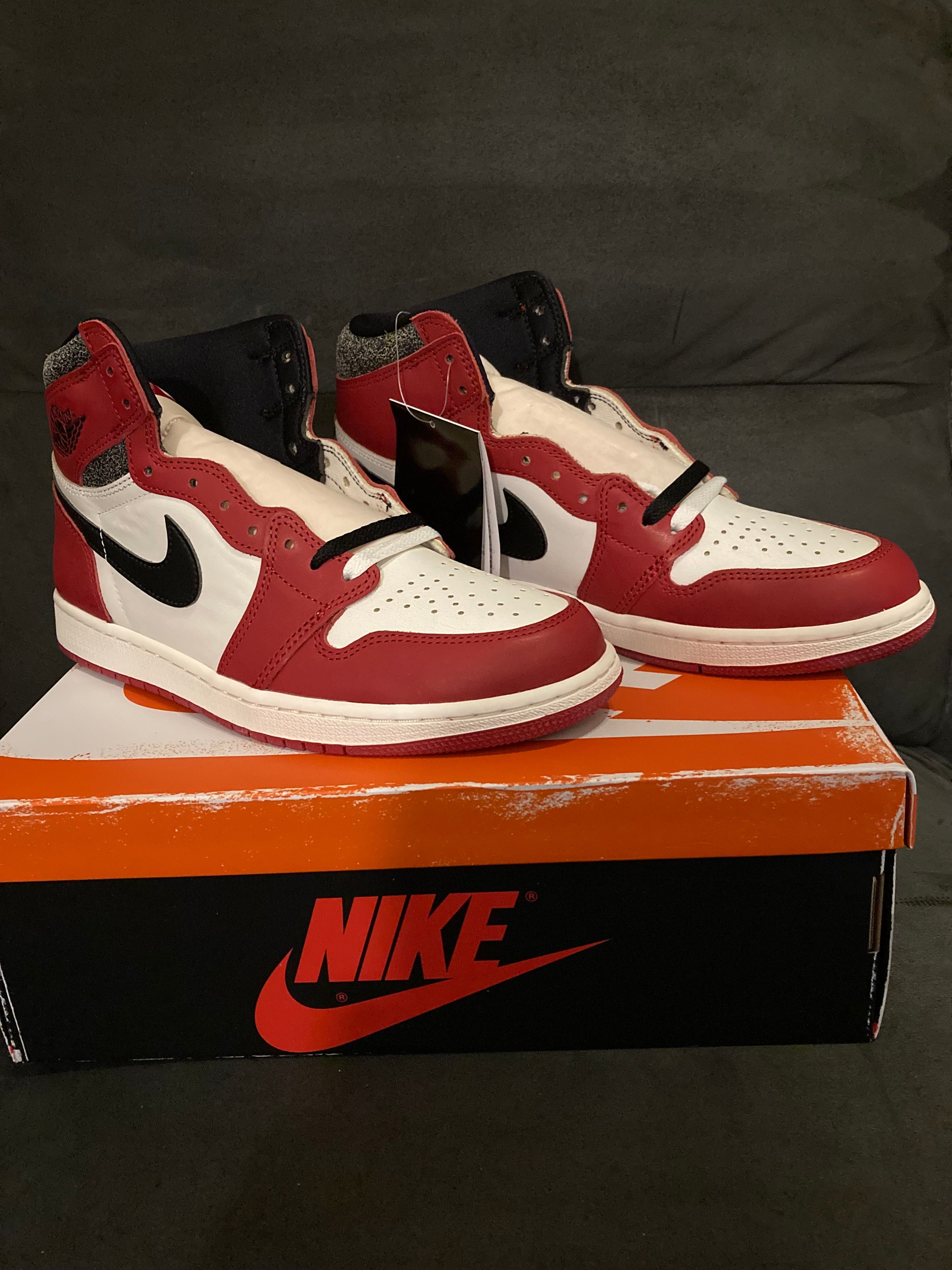 Nike Air Jordan 1 High OG "Lost & Found/Chicago"