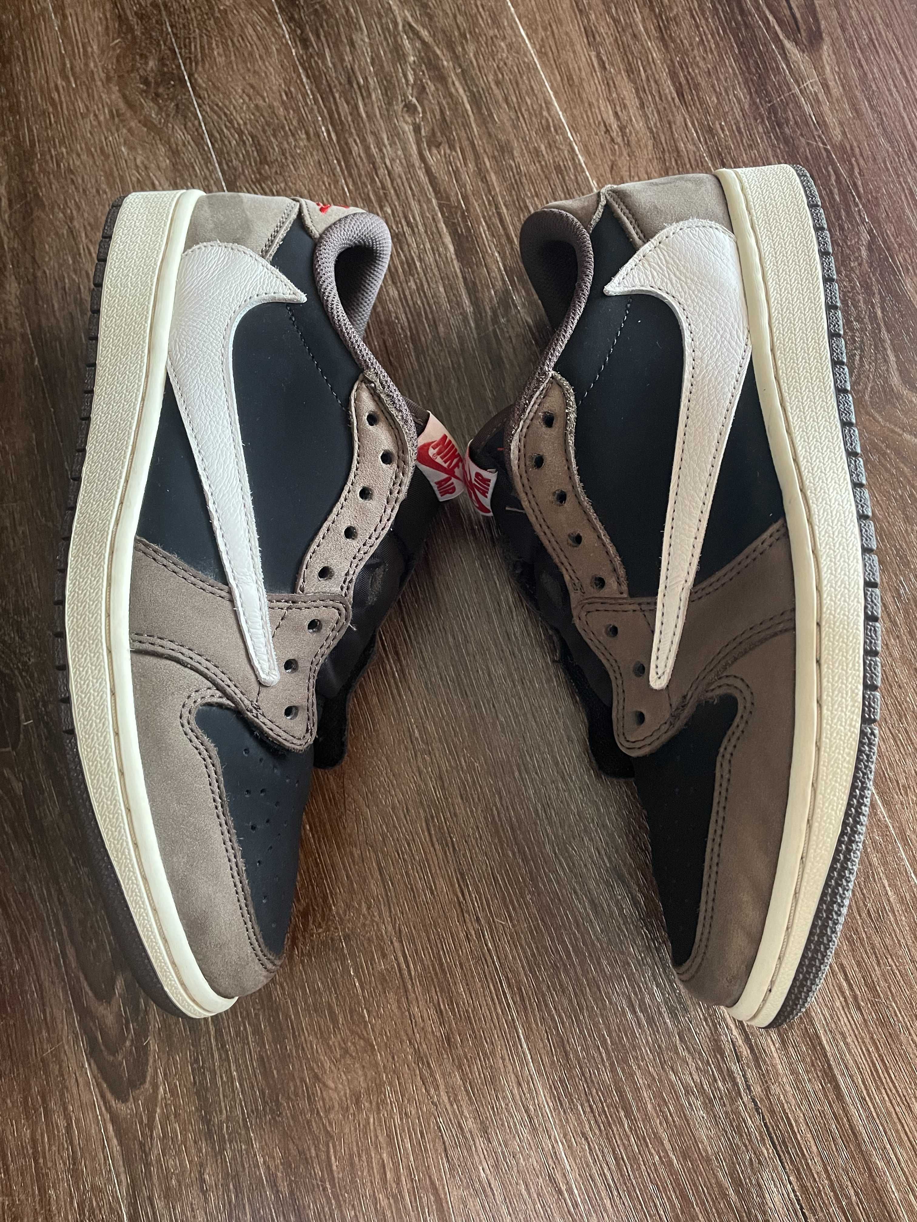 Travis Scott × Nike Air Jordan 1 Low OG SP-T  "Black/Dark Mocha"
