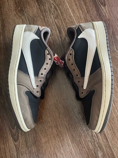 Travis Scott × Nike Air Jordan 1 Low OG SP-T "Black/Dark Mocha"