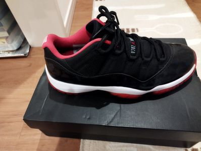 NIKE AIR JORDAN 11 RETRO LOW BRED