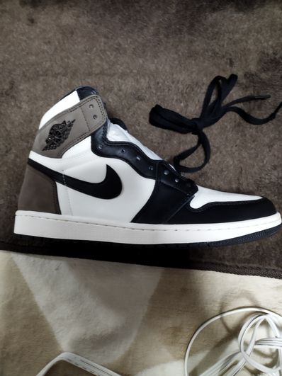 Nike Air Jordan 1 High OG "Sail/Dark Mocha/Black"