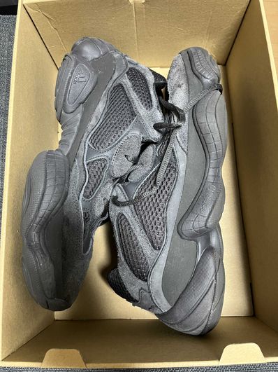 adidas YEEZY 500 "Utility Black"