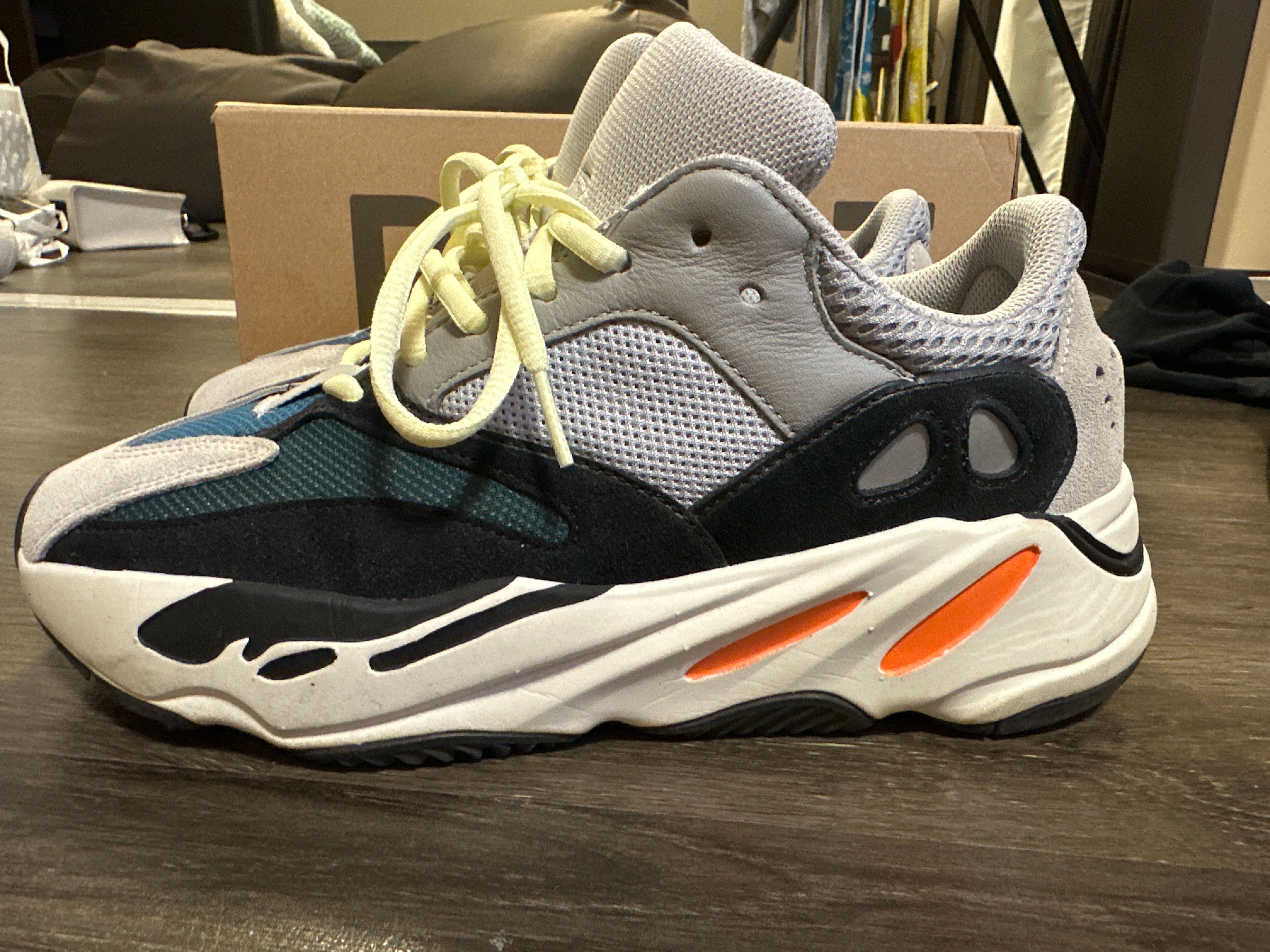 adidas YEEZY Boost 700 "Wave Runner"
