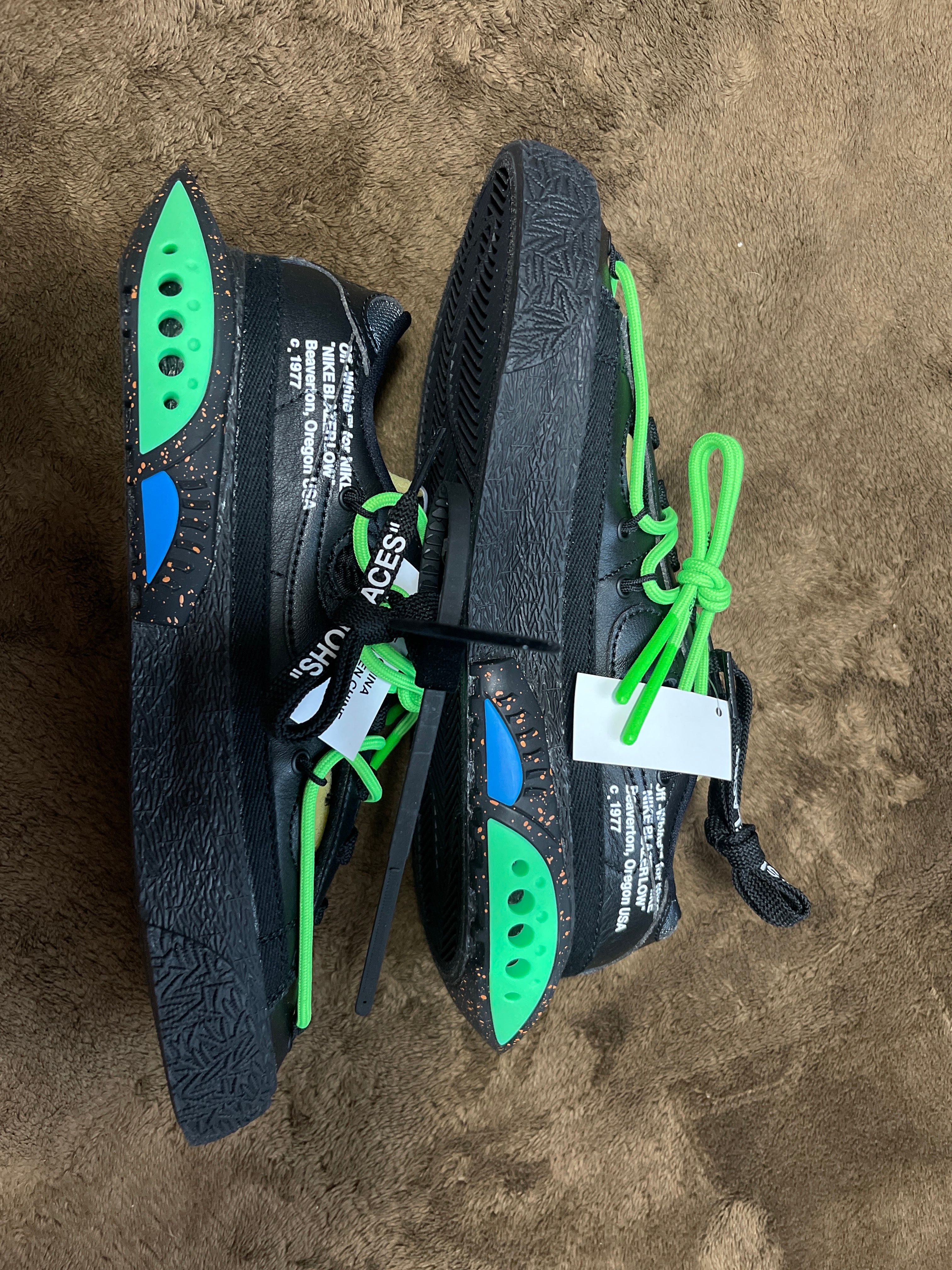 Off-White × Nike Blazer Low "Black and Electro Green"