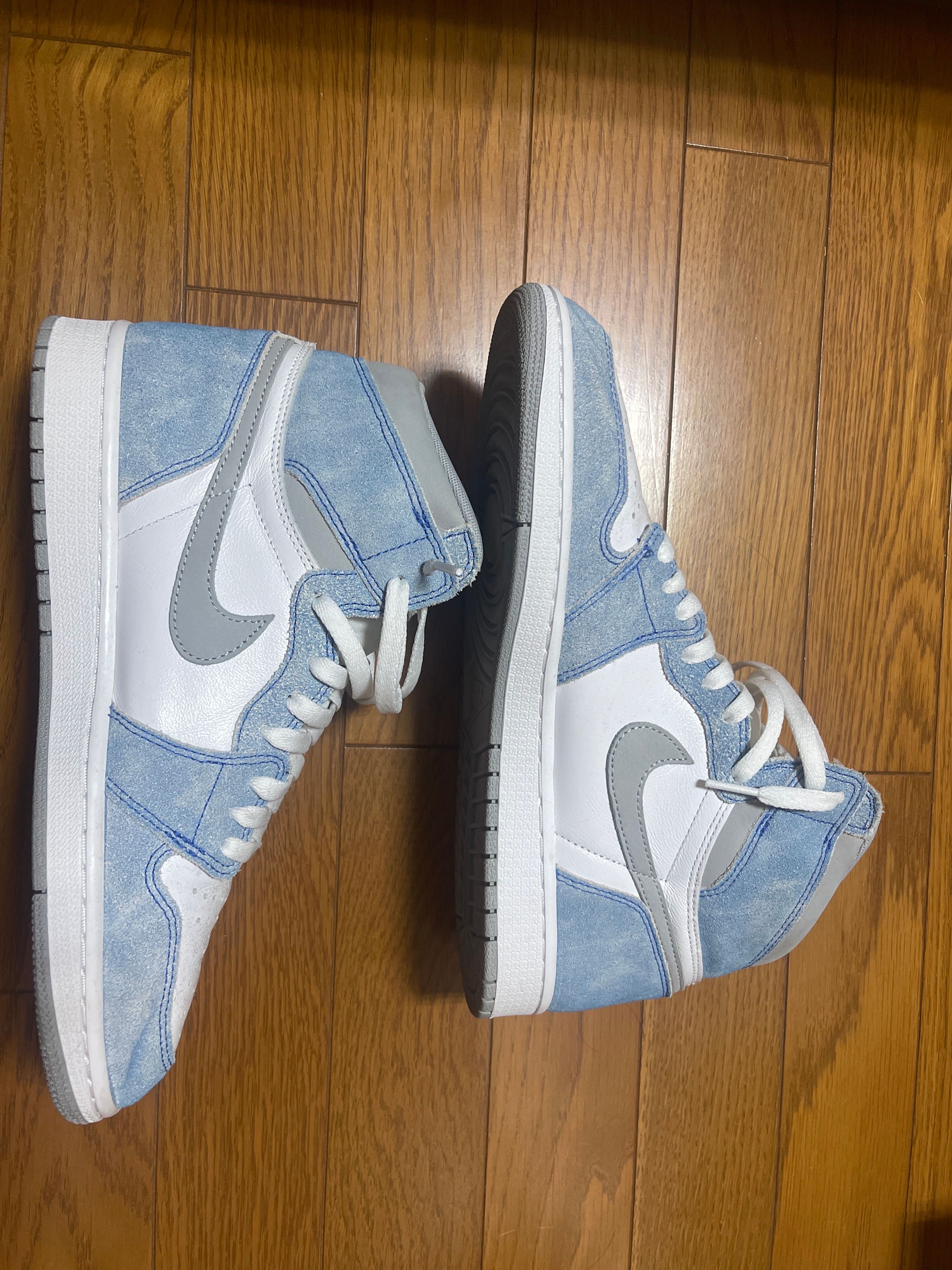 Nike Air Jordan 1 High OG "Hyper Royal"