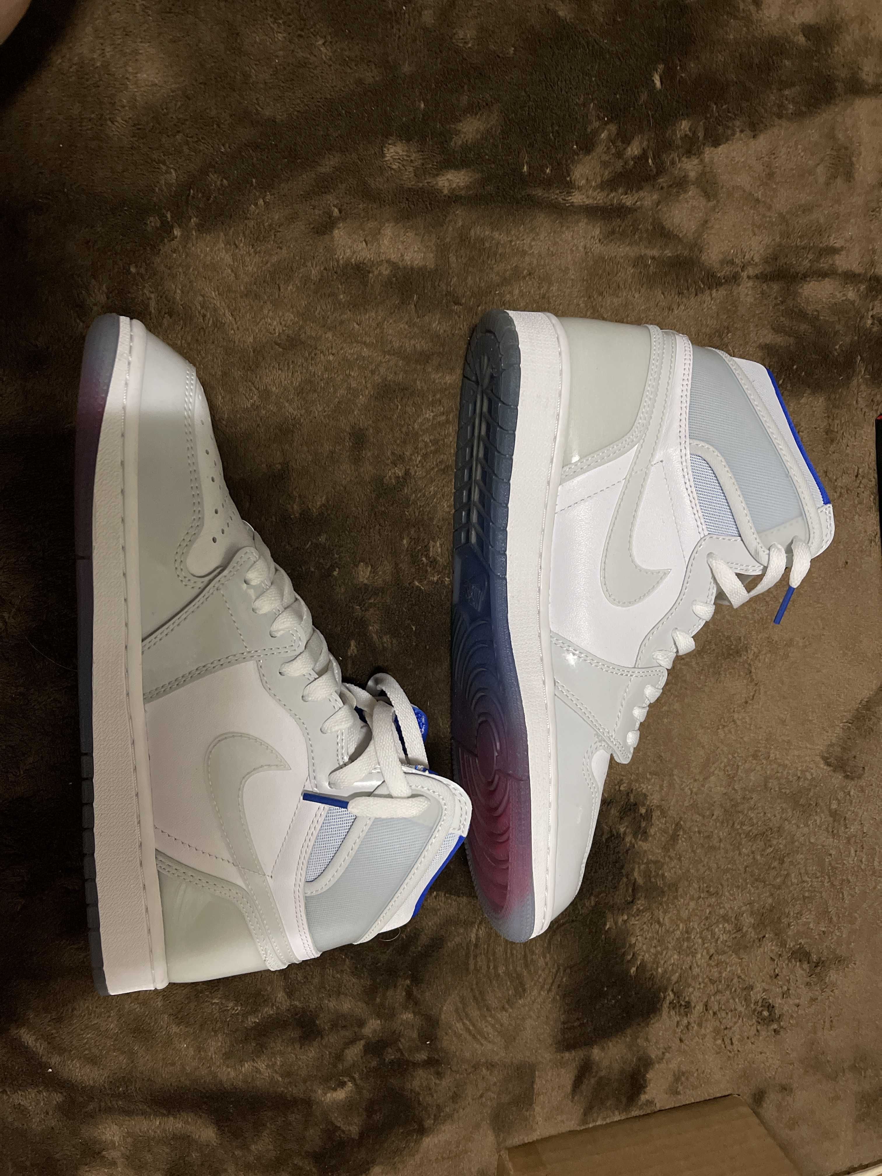 Nike Air Jordan 1 High Zoom R2T "Racer Blue"