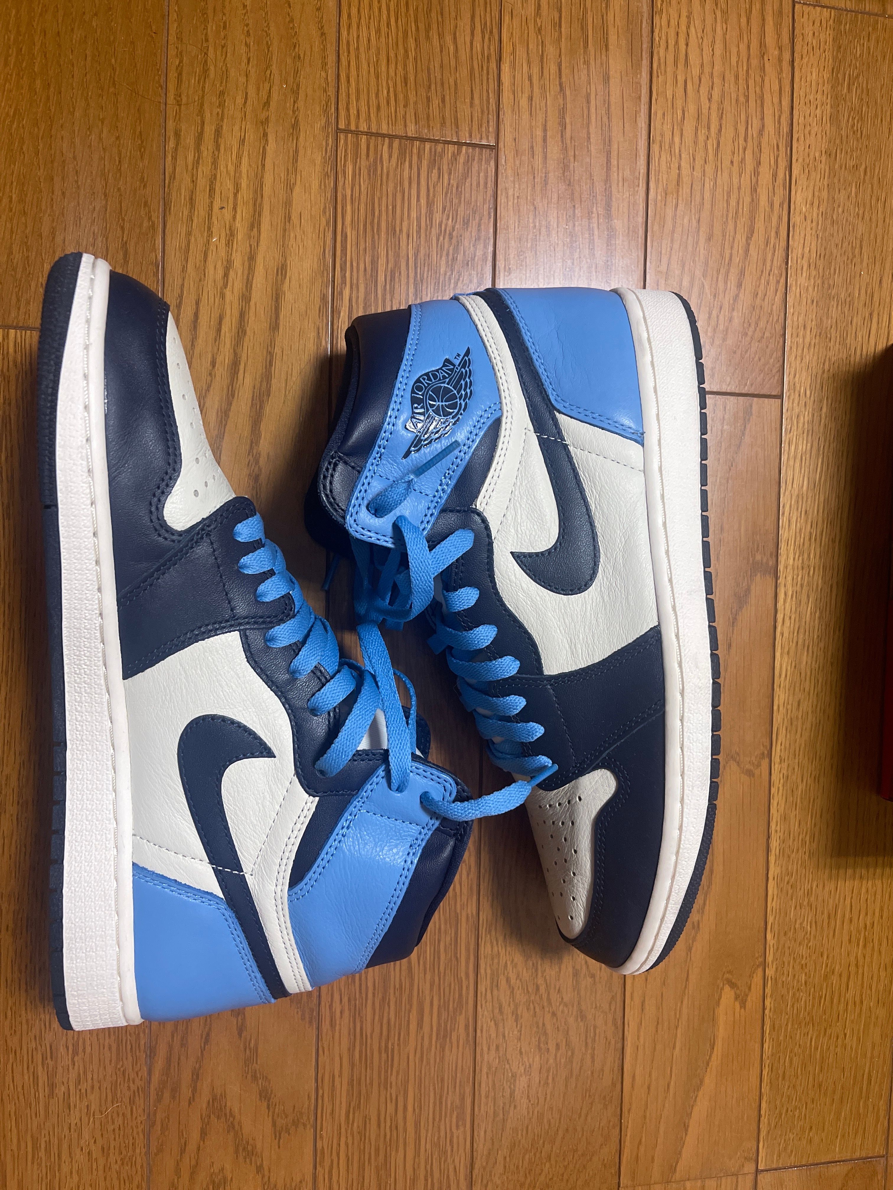 Nike Air Jordan 1 Retro High OG "Obsidian/University Blue"