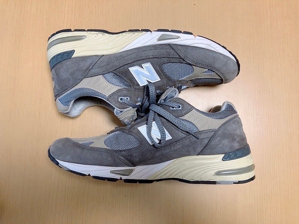 New Balance M991UKF Flimby Catalogue Pack "Grey/White"