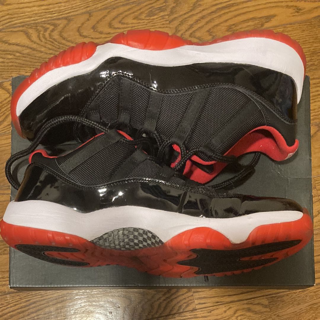 NIKE AIR JORDAN 11 RETRO LOW BRED